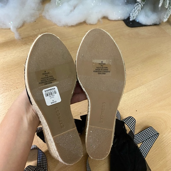 Wedges - Picture 8 of 8